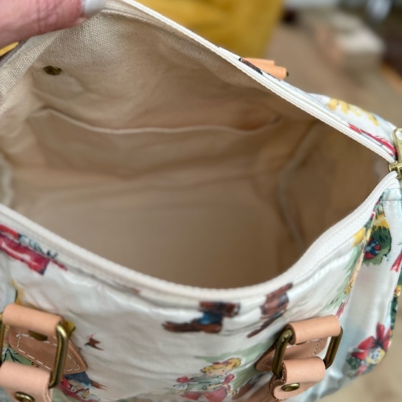 Vintage Fabric Coated Handbag - Picture 6 of 6